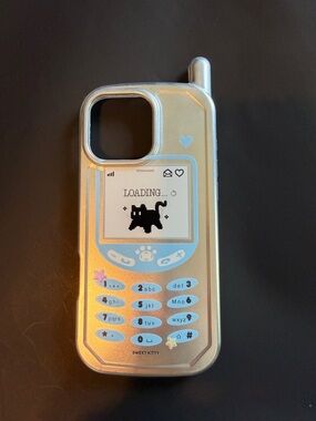 Silver Phone Case for iPhone 16 Pro Max - Cute Retro Design